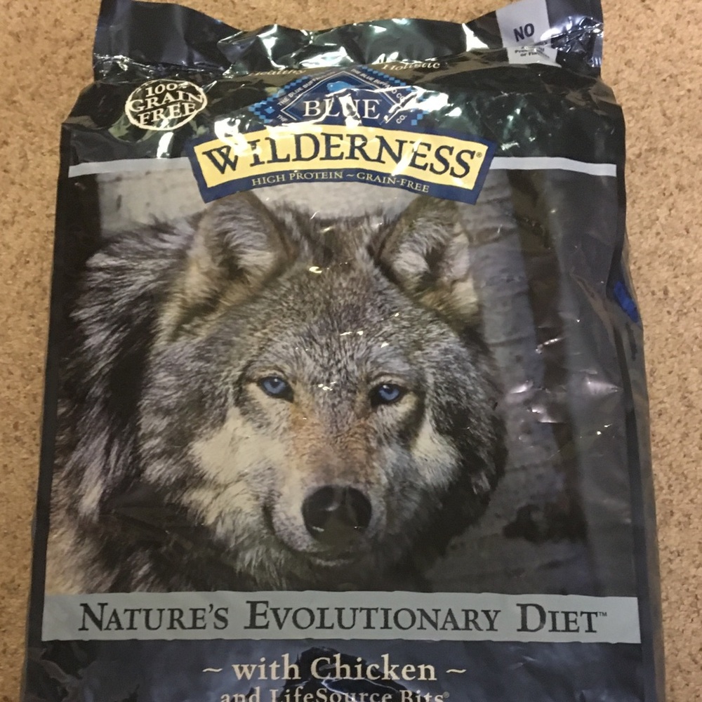 20Lb BLUE WILDERNESS WITH CHICKEN ADULT.